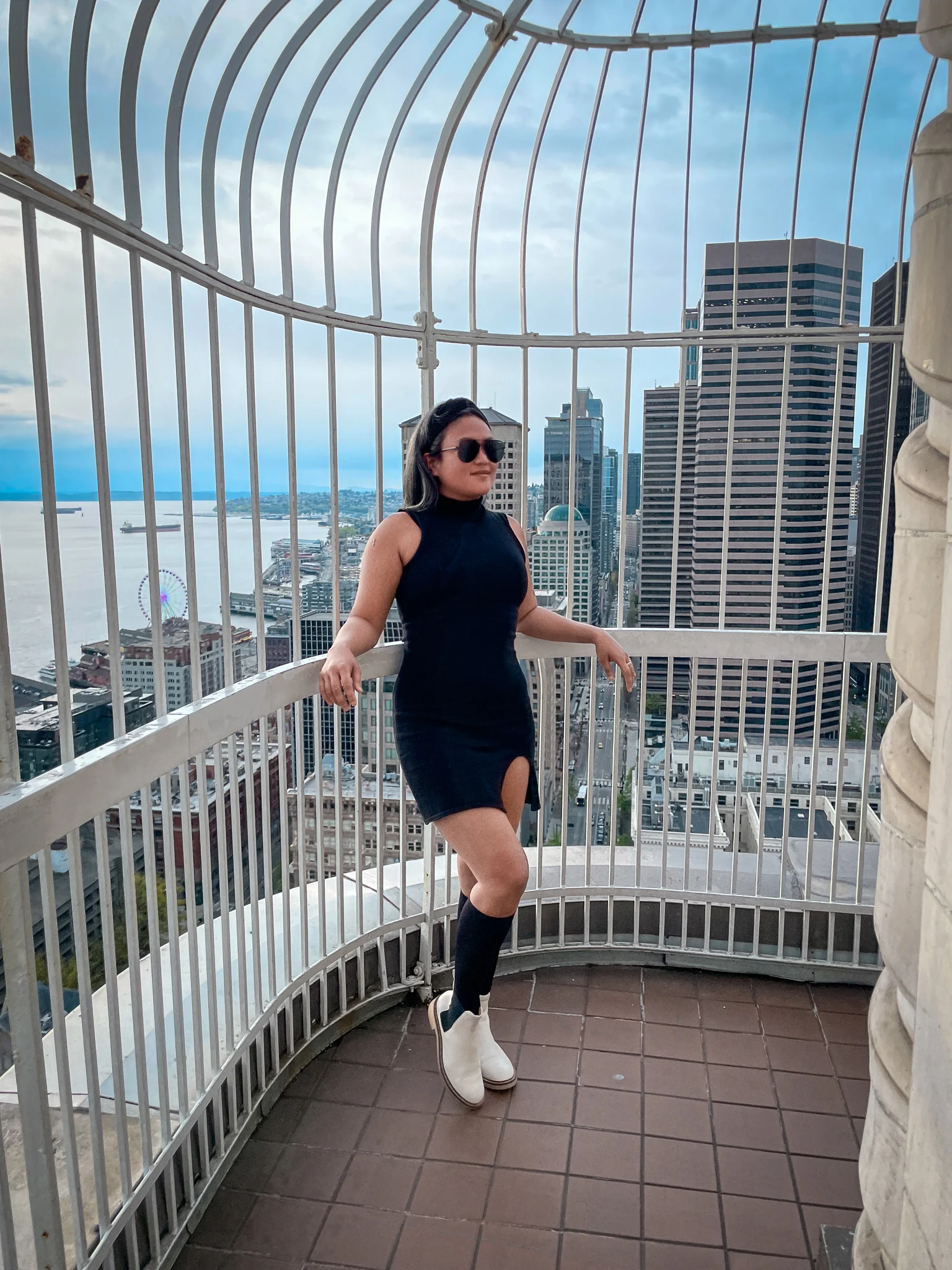 Smith Tower Seattle Washington ALOHAS dress Everlane Chelsea Boot