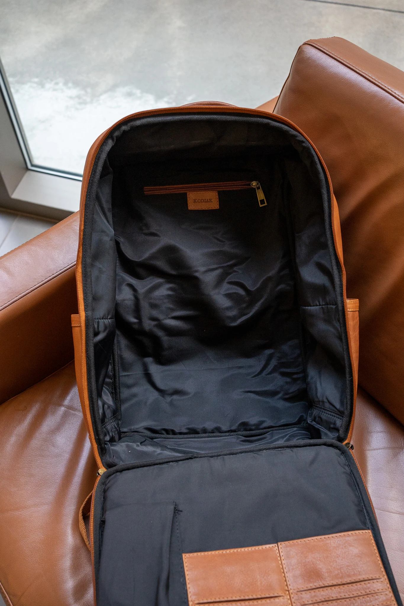 Kodiak Leather Huslia Backpack Review inside