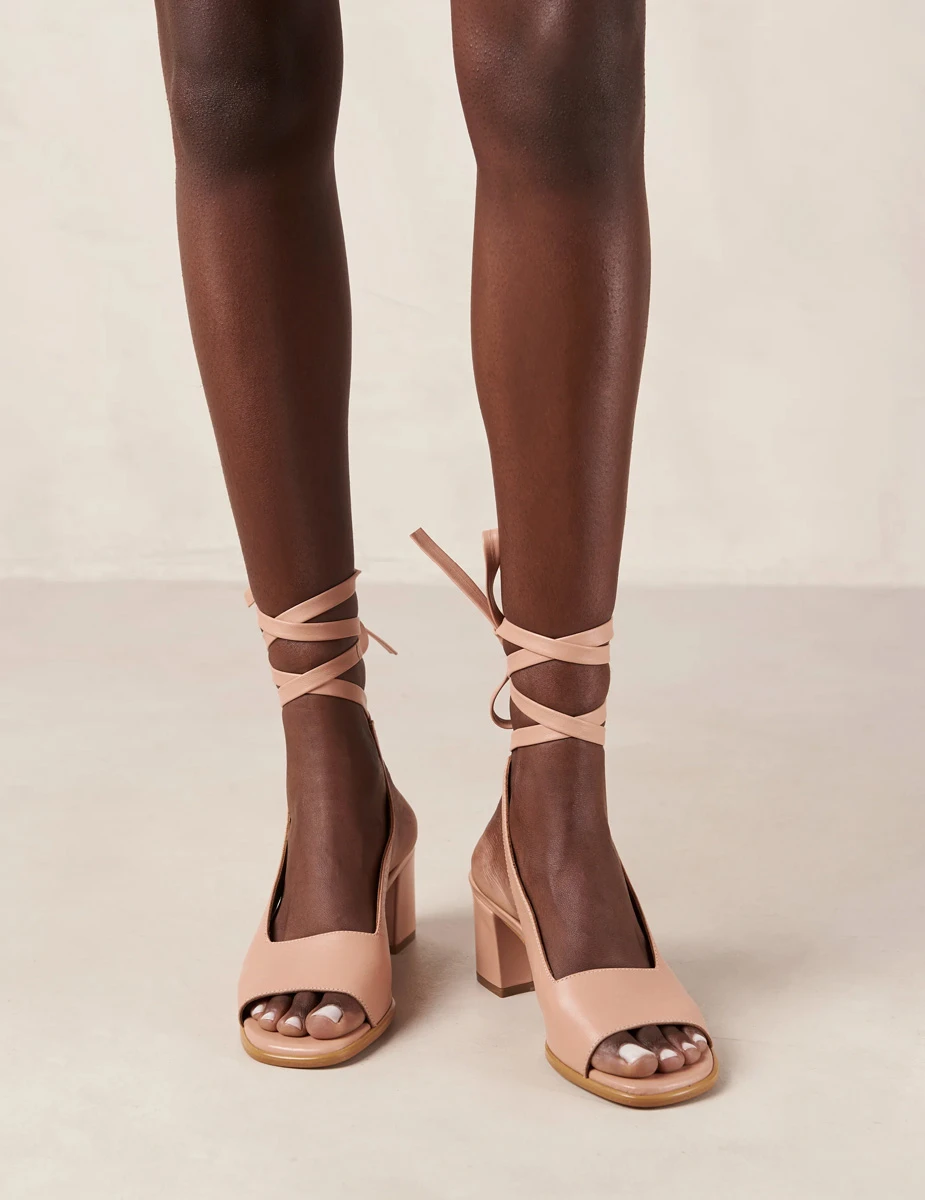 Alohas Lille Pink Leather Sandals heels