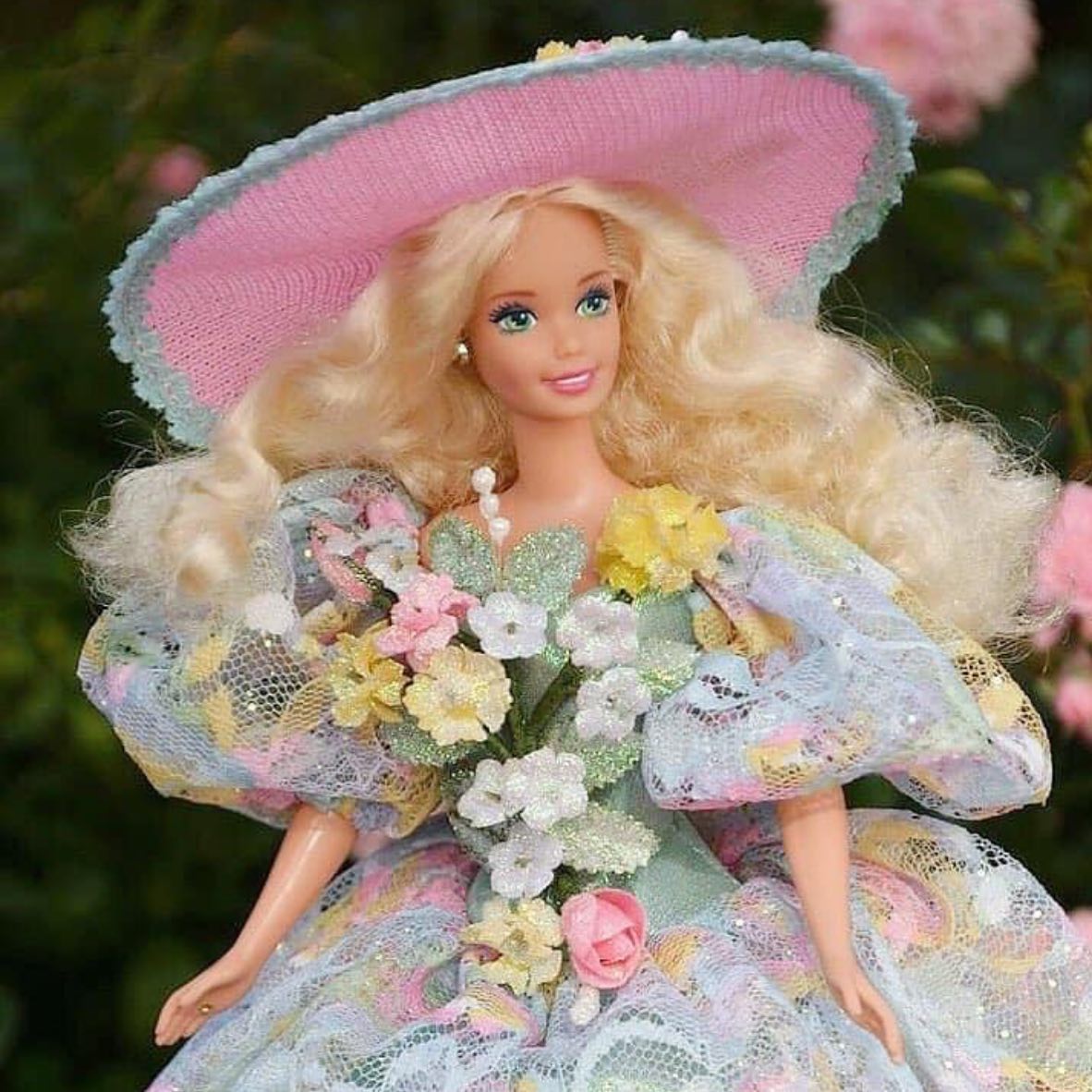 Selkie Princess Puff Dress Enchanted Seasons Barbie 1995