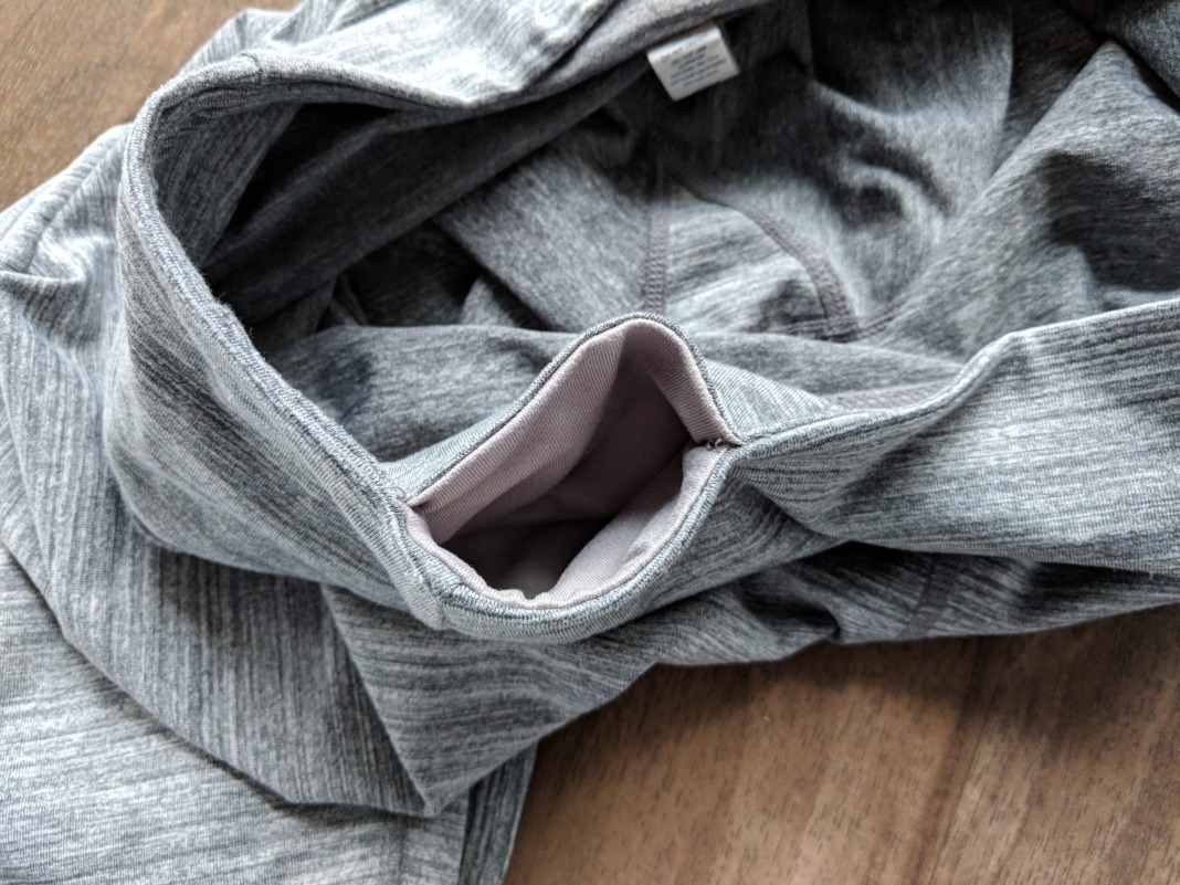 Manduka Essential Leggings - Waistband Pocket