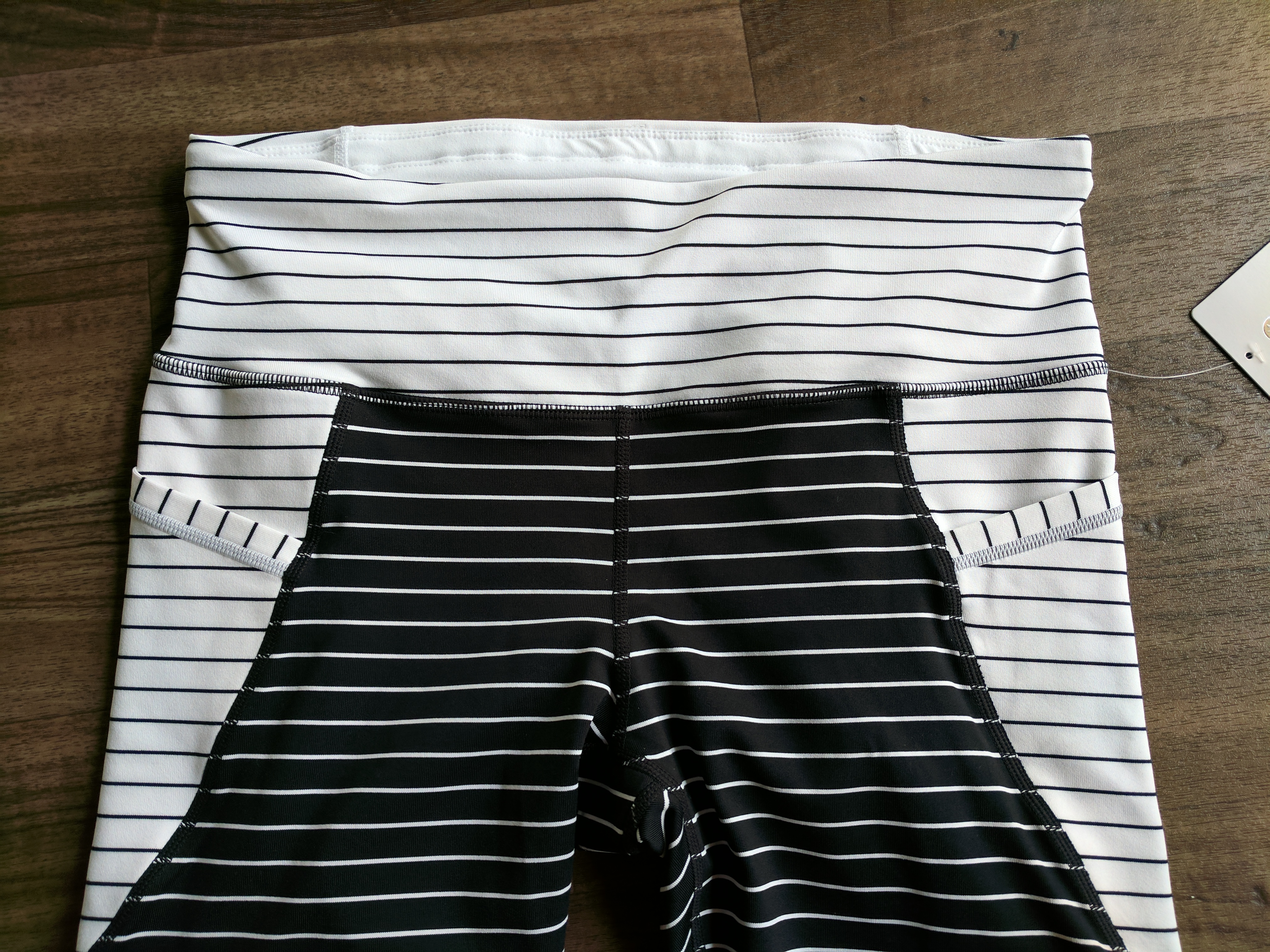 athleta stripe relay crop leggings waistband rise