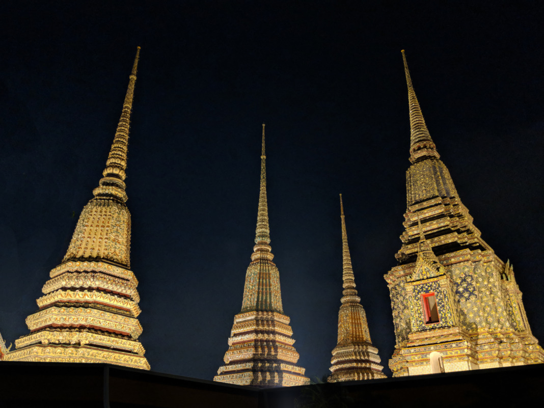 Wat Pho Temple - Golden Spires