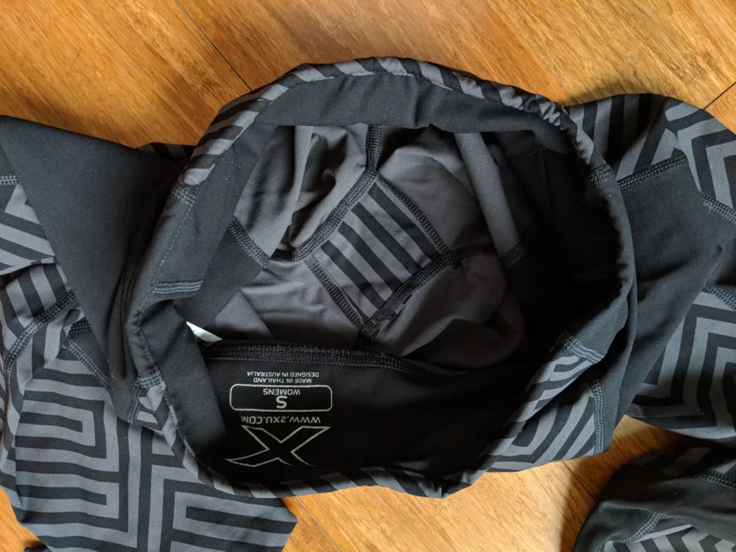 2XU Review: Midrise Compression Leggings - Schimiggy Reviews