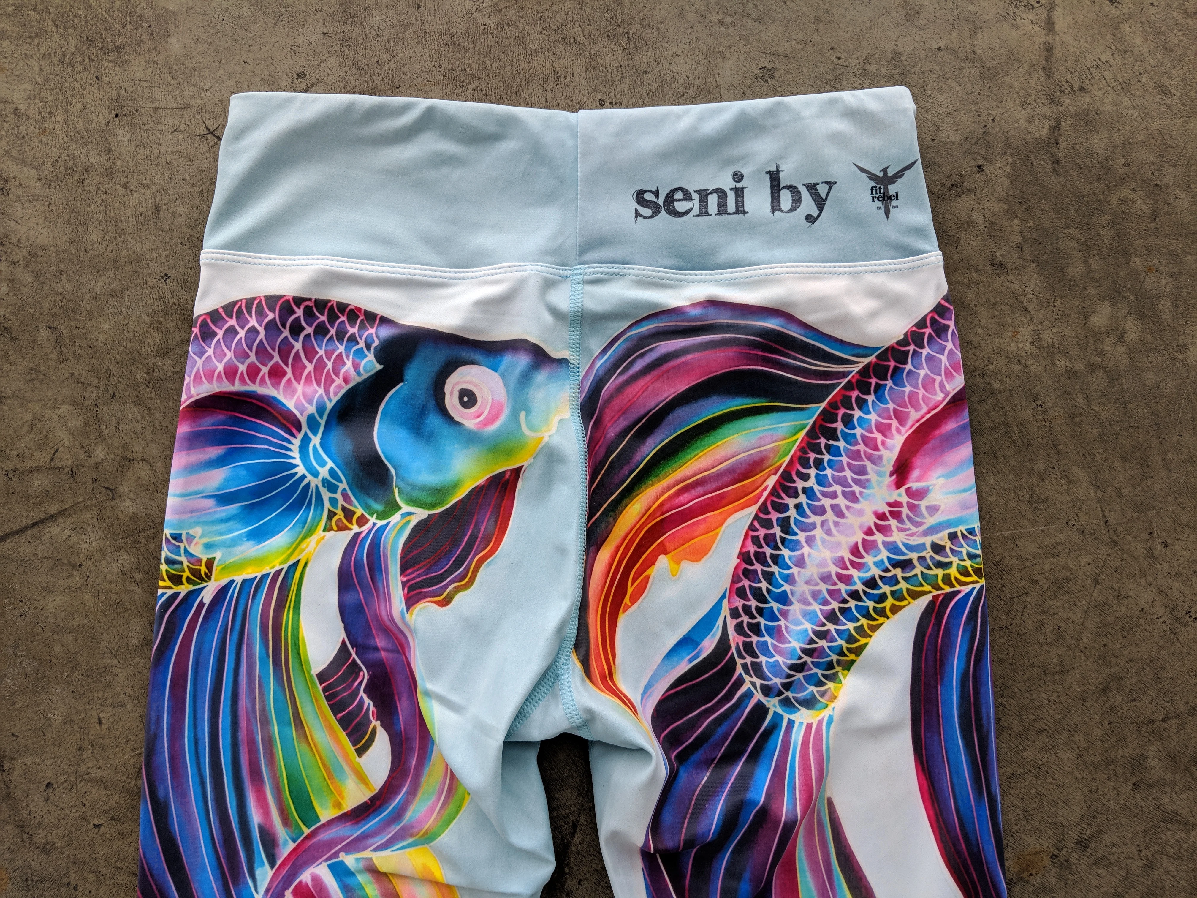Seni by Fit Rebel Fighting Fish Batik Print Leggings Waistband back