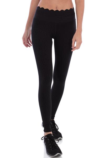 track bliss into the moonlight legging front scallop hem