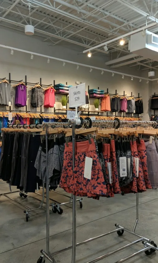 Deals at Sawgrass Mills outlet! : r/lululemon