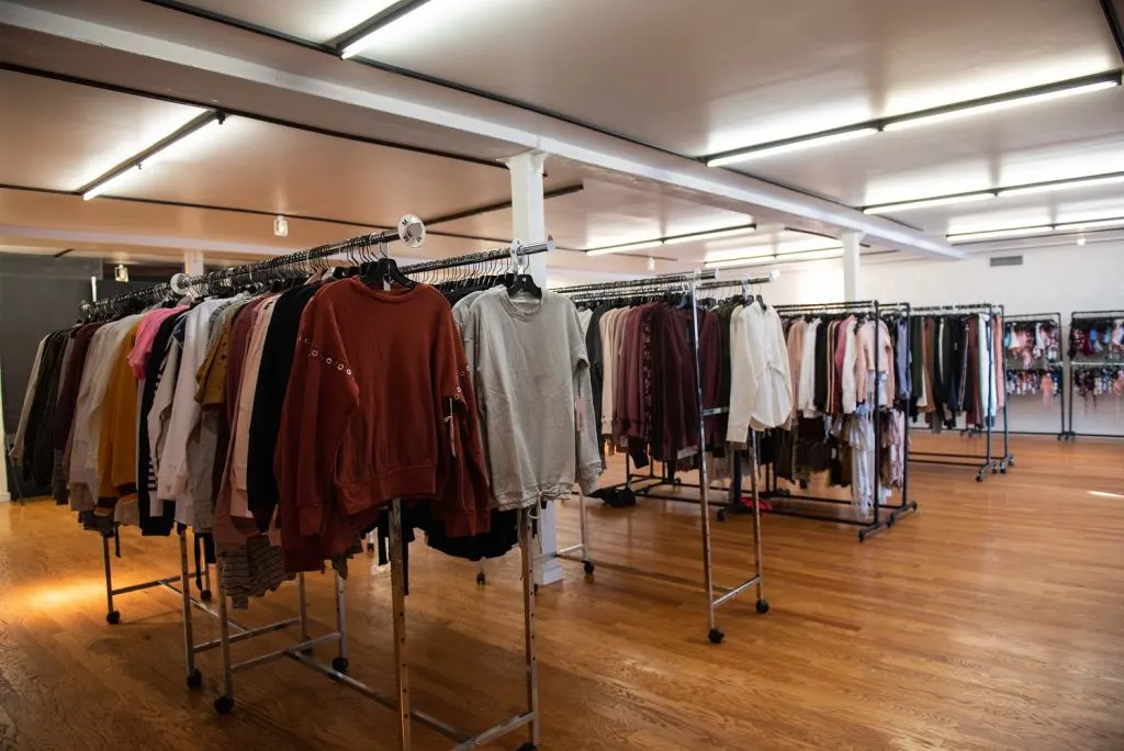 carbon38 sample sale 2019 clothing racks