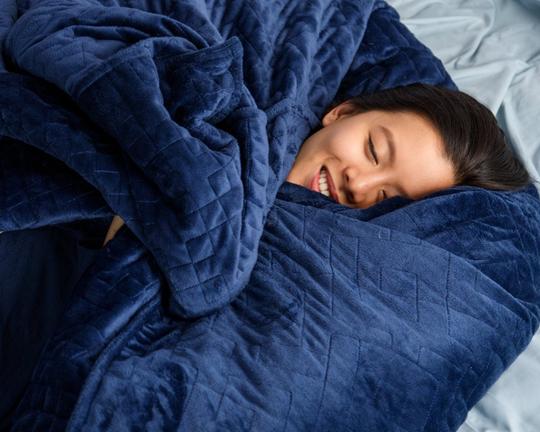 gravity blanked weighted comforter to help with sleep and insomnia