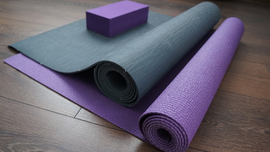 yoga mat care guide schimiggy reviews