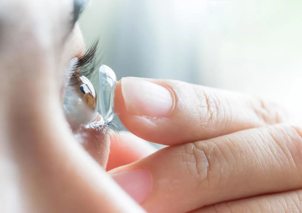 disposable contact lenses for working out