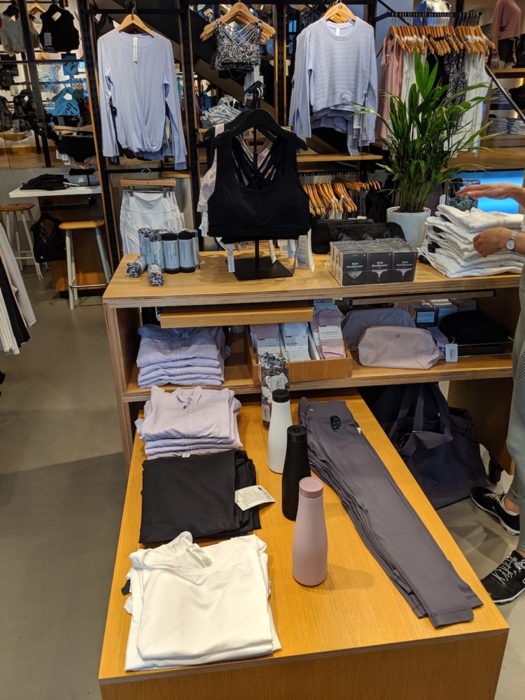 lululemon store in zürich switzerland womens display table front