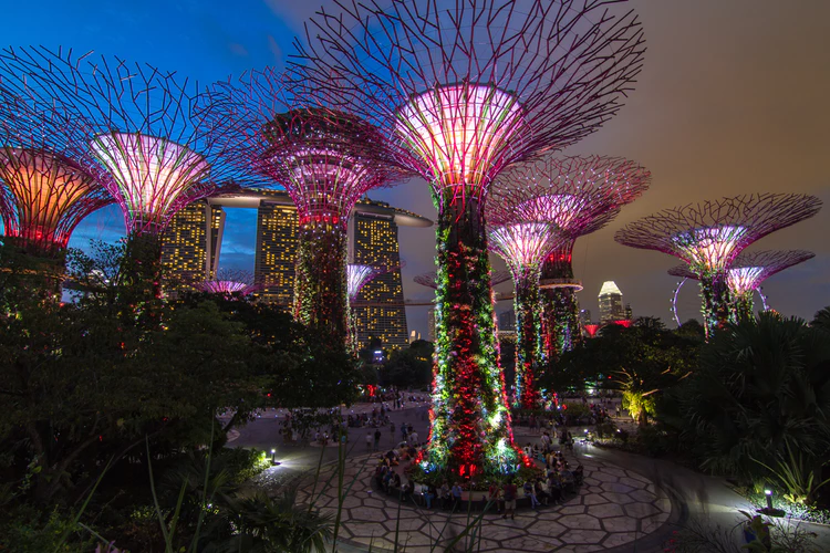 singapore gardens by the bay lightshow