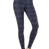 alo-yoga navy-airbrush leggings-activewear-bottoms