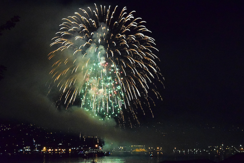 fireworks-from-gastown-vancouver-canada-day-3