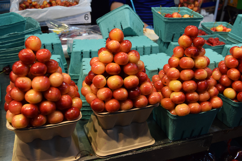 granville-market-rainier-cherries