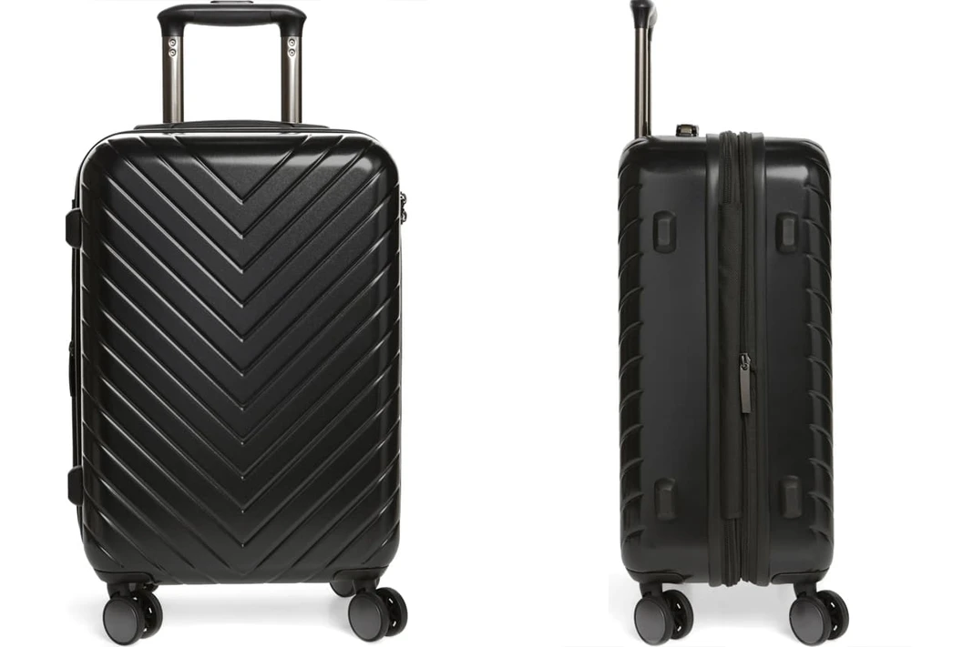 Chevron 20-Inch Spinner Carry-On NORDSTROM anniversary sale