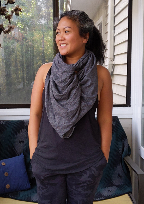 How to Wear lululemon Vinyasa Scarf Twist Front Looped