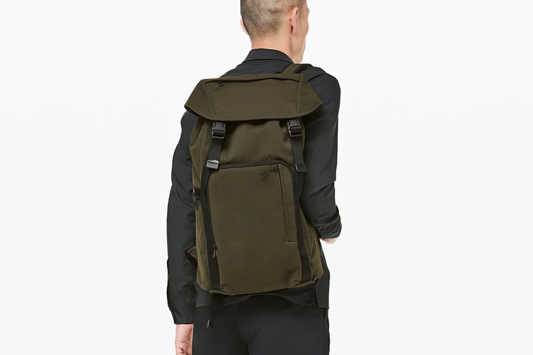 lululemon command the day backpack in green