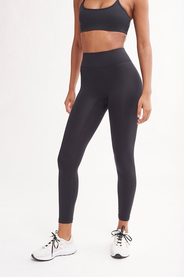 Best Black Leggings, Tights and Yoga Pants - Schimiggy Reviews