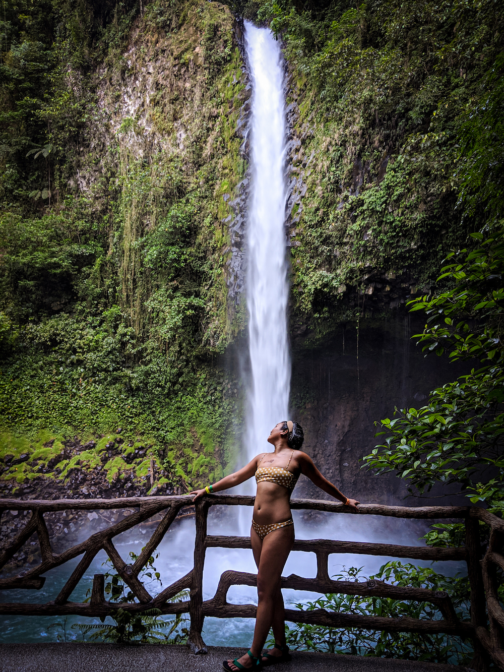Costa Rica la fortuna waterfall photo Schimiggy
