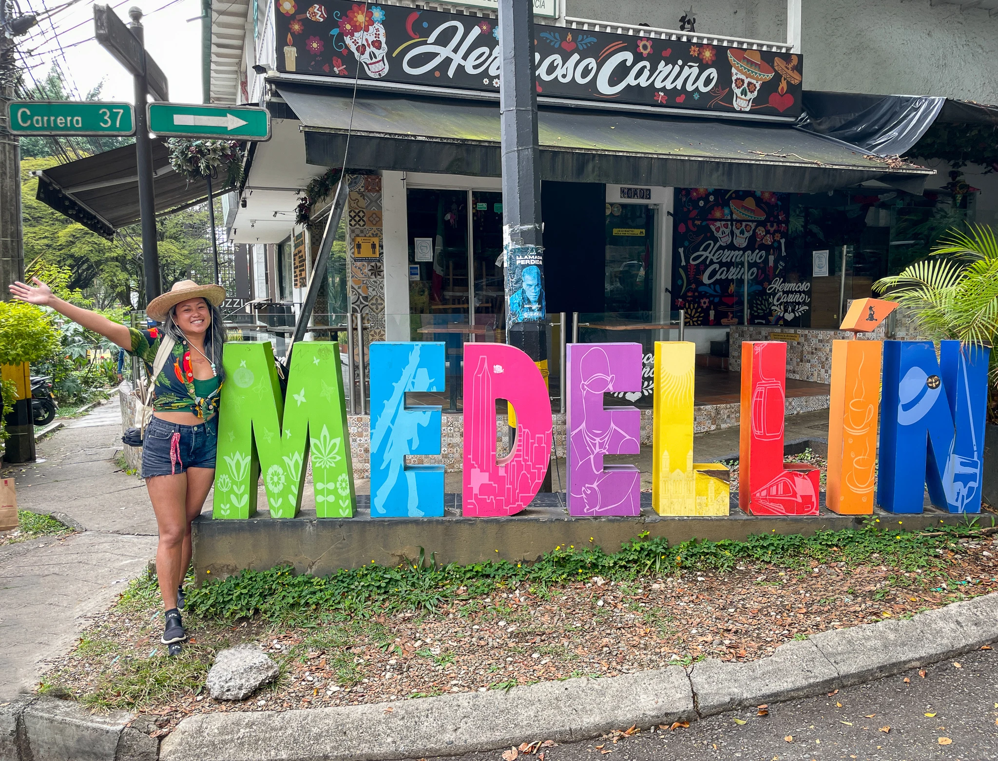 Medellin Colombia Sign Schimiggy